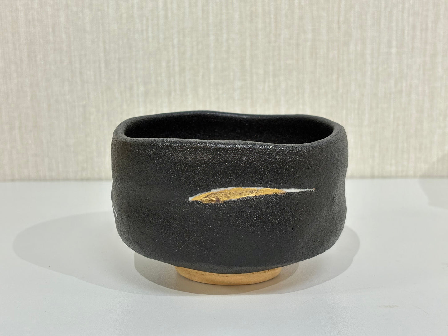 SBKTB211 紀州焼　葵窯　寒川栖豊造　那 智黒茶碗（共箱）