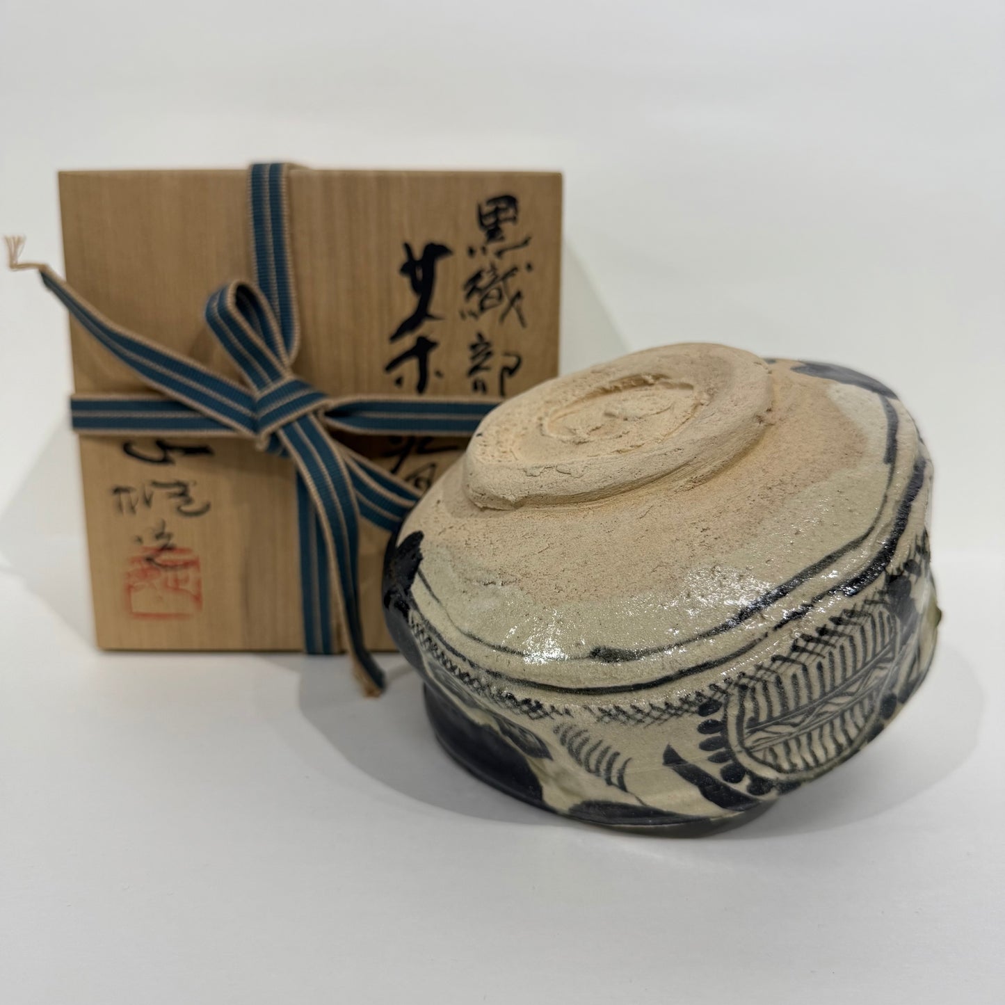 SBKTB73  黑織部 茶碗