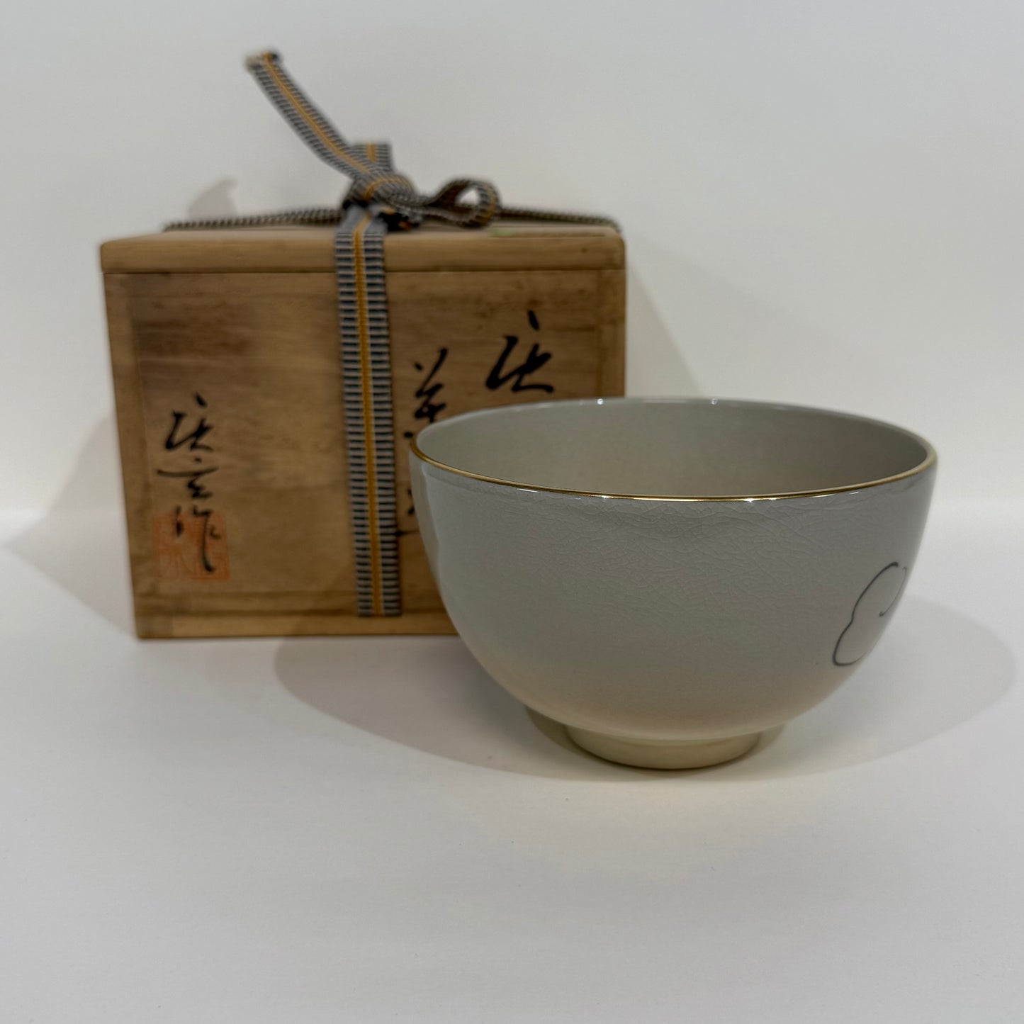 SBKTB117  色絵蔦茶碗